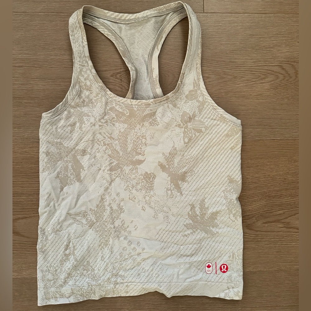 Lululemon Team Canada Swiftly Tech Racerback 2.0 Waist Length